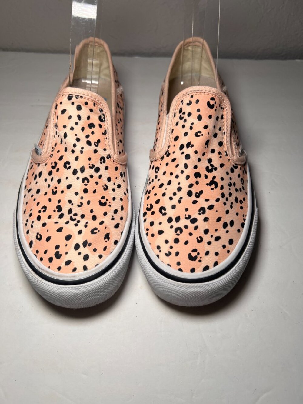 Vans Women Size 5.5 Ultracush Leila Hurst Peach Cheetah Print Sneakers Slip On - Picture 4 of 11